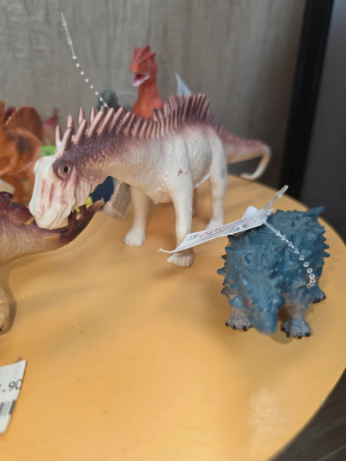 Lot 1 de 10 figurines Dinosaures 3 ans et + – photo 4